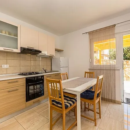 Cikac Ii - Modern By The Apartament