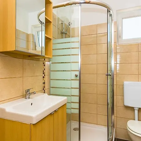 Cikac Ii - Modern By The Apartament Mandre