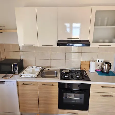 Cikac Ii - Modern By The Apartament