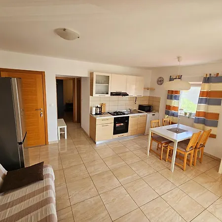 Cikac Ii - Modern By The Apartament