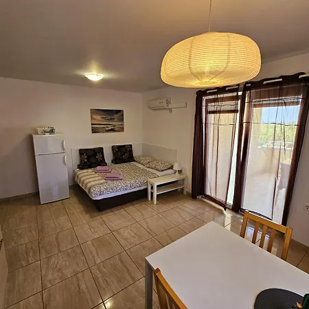 Apartman Cikac Ii - Modern By The *