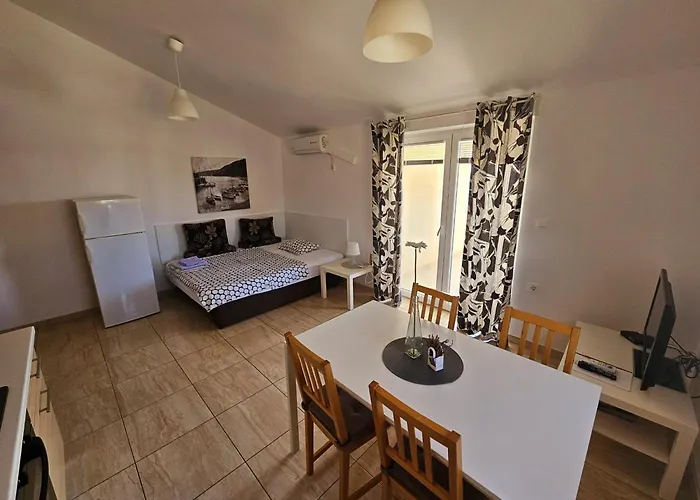 Cikac Ii - Modern By The Apartamento