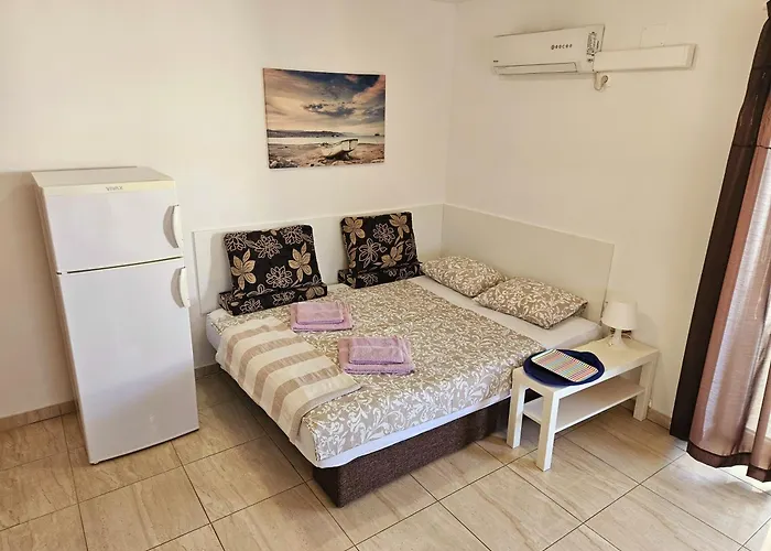 Cikac Ii - Modern By The Mandre