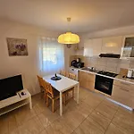 Appartement Cikac Ii - Modern By The Mandre